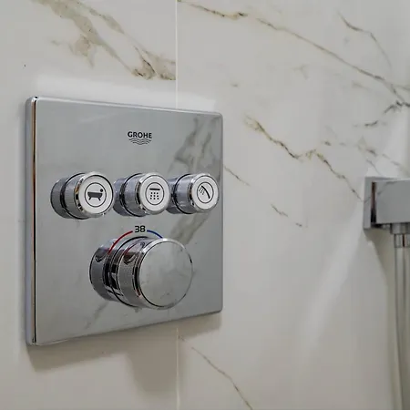 De Silva Apartament1 * 마마이아
