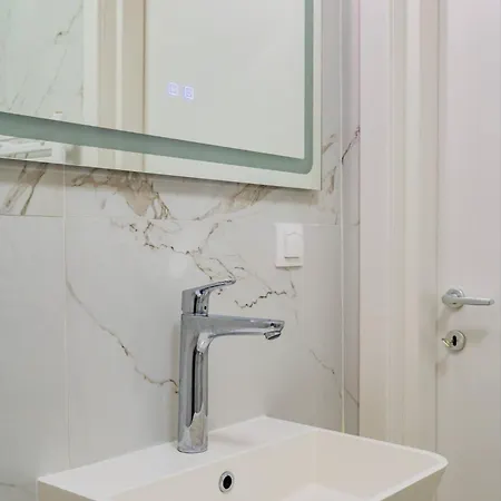 아파트 De Silva Apartament1 *